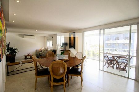 Apartamento à venda com 150m², 3 quartos e 2 vagasSala