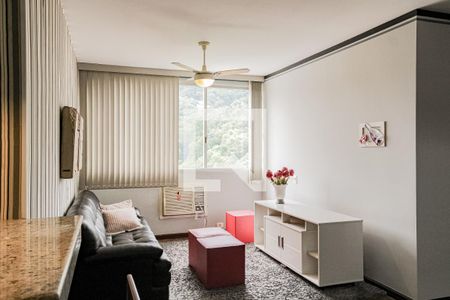 Apartamento à venda com 73m², 2 quartos e 1 vagaSala