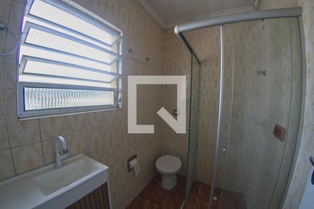 Banheiro de casa para alugar com 1 quarto, 60m² em Jardim Ester, São Paulo