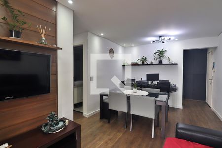 Sala de apartamento à venda com 3 quartos, 76m² em Campestre, Santo André