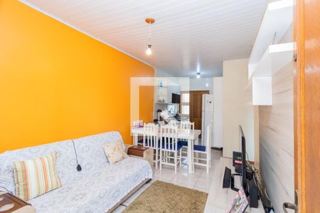 Sala de casa para alugar com 2 quartos, 48m² em Guajuviras, Canoas