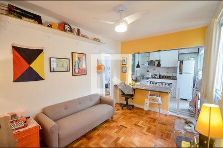 Sala de apartamento à venda com 2 quartos, 50m² em Tijuca, Rio de Janeiro
