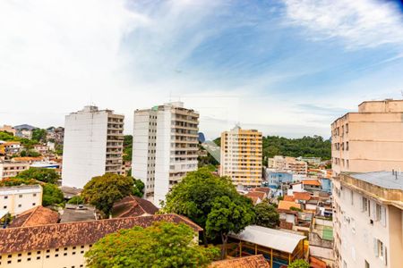 Vista Sala de apartamento para alugar com 2 quartos, 80m² em São Domingos, Niterói