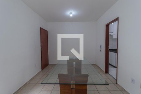 Sala de apartamento à venda com 3 quartos, 77m² em Santa Efigênia, Belo Horizonte