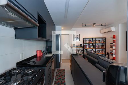 Cozinha Americana de apartamento à venda com 2 quartos, 69m² em Vila Romana, São Paulo