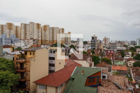 Vista Sala de apartamento à venda com 2 quartos, 71m² em Partenon, Porto Alegre