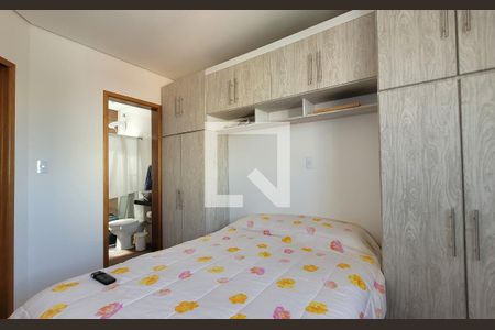 Suíte de apartamento à venda com 2 quartos, 104m² em Vila Alto de Santo André, Santo André