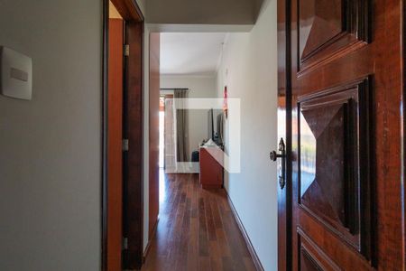 Suíte  de casa à venda com 4 quartos, 180m² em Jardim América, Taboão da Serra