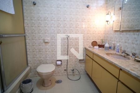 Banheiro da Suíte de apartamento para alugar com 4 quartos, 180m² em Jardim Paulista, São Paulo