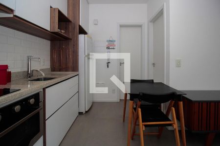 Cozinha de apartamento para alugar com 1 quarto, 30m² em Sumarezinho, São Paulo