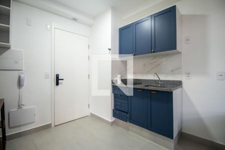 Cozinha de apartamento para alugar com 1 quarto, 40m² em Santo Amaro, São Paulo