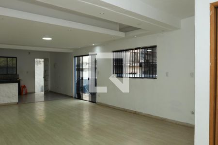 Sala de casa à venda com 3 quartos, 213m² em Parque Guarani, São Paulo