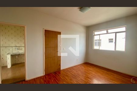 Sala de apartamento à venda com 2 quartos, 55m² em Alto Caiçaras, Belo Horizonte