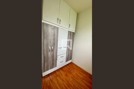 Quarto de Serviço de apartamento à venda com 2 quartos, 55m² em Alto Caiçaras, Belo Horizonte