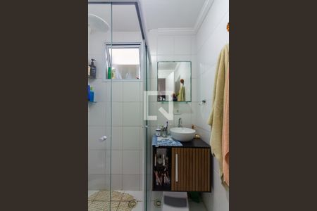 Banheiro de apartamento à venda com 2 quartos, 52m² em São Pedro, Osasco