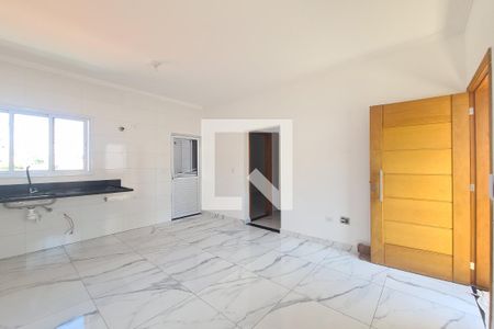 Sala e cozinha de apartamento para alugar com 2 quartos, 42m² em Vila Santa Clara, São Paulo