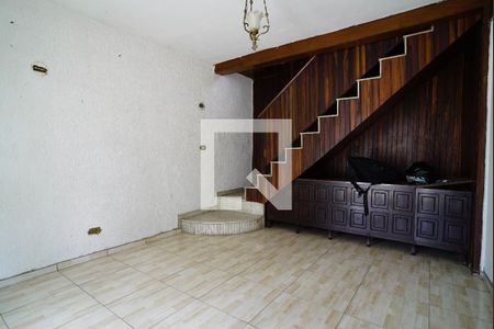 Sala de casa para alugar com 3 quartos, 150m² em Vila Dalva, São Paulo
