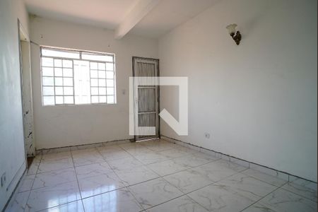 Quarto de casa para alugar com 3 quartos, 150m² em Vila Dalva, São Paulo