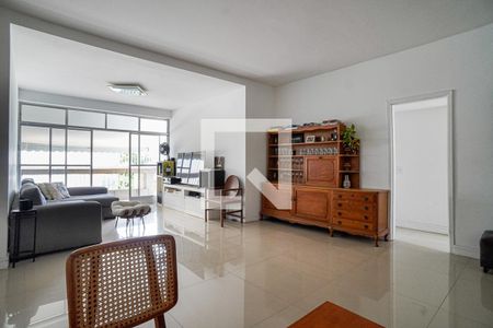 Sala de apartamento à venda com 3 quartos, 165m² em Icaraí, Niterói