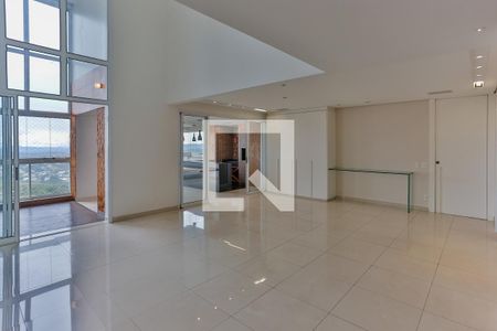 Apartamento à venda com 220m², 3 quartos e 4 vagasSala