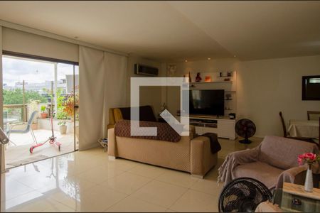 Apartamento à venda com 334m², 3 quartos e 2 vagasSala