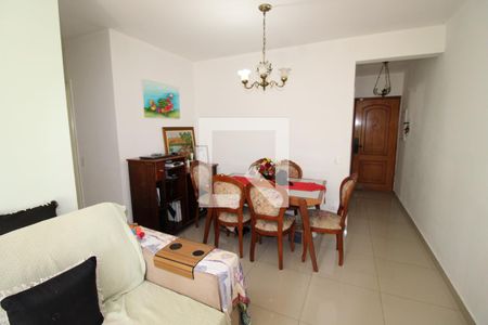 Apartamento para alugar com 81m², 3 quartos e 2 vagasDetalhe Sala