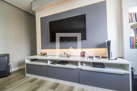 Sala de TV de apartamento à venda com 2 quartos, 72m² em Centro, Barueri