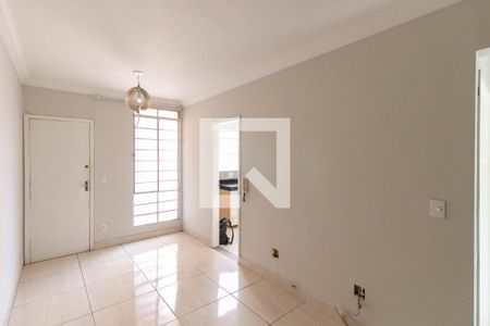 Sala de apartamento à venda com 3 quartos, 52m² em Caiçaras, Belo Horizonte