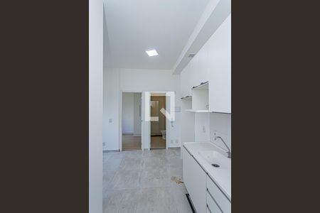 Sala, cozinha e área de serviço de apartamento à venda com 2 quartos, 36m² em Vila Palmeiras, São Paulo