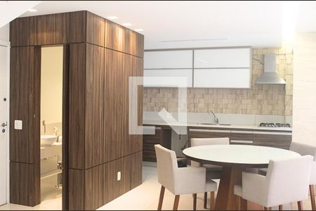 Sala para dois ambientes com lavabo de apartamento à venda com 2 quartos, 75m² em Vila da Serra, Belo Horizonte