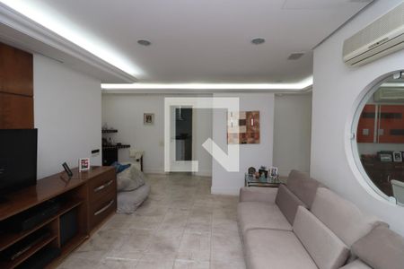 Sala de TV de apartamento à venda com 4 quartos, 260m² em Vila Gomes Cardim, São Paulo