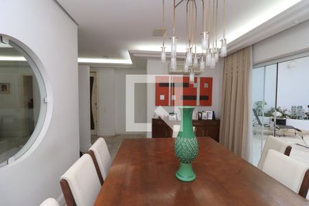 Sala de Jantar de apartamento à venda com 4 quartos, 260m² em Vila Gomes Cardim, São Paulo