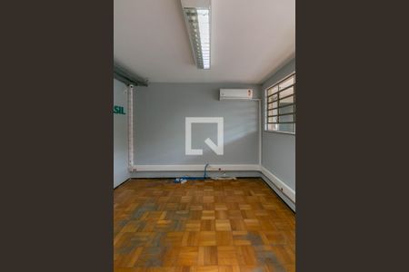 Quarto de casa à venda com 8 quartos, 528m² em Cidade Jardim, Belo Horizonte