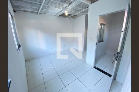 Sala de casa para alugar com 1 quarto, 60m² em Daniel Lisboa, Salvador