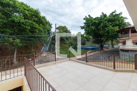 Sacada de casa para alugar com 2 quartos, 80m² em Jardim Três Marias, São Paulo