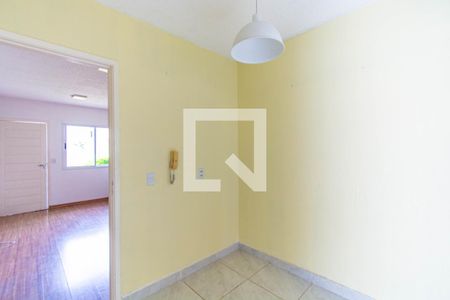 Sala de casa de condomínio à venda com 2 quartos, 84m² em Igara, Canoas