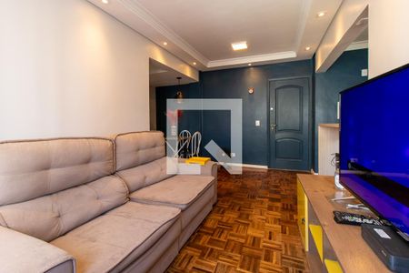 Sala de apartamento para alugar com 2 quartos, 70m² em Água Verde, Curitiba