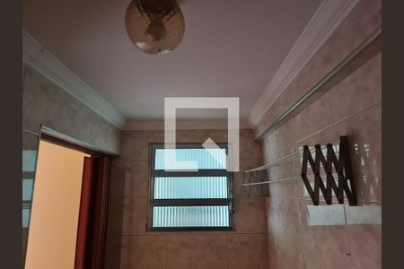 Banheiro de kitnet/studio para alugar com 1 quarto, 34m² em Centro, Guarulhos