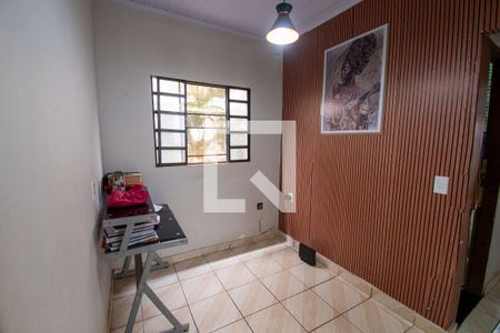 Quarto de casa para alugar com 3 quartos, 126m² em Samambaia Norte (samambaia), Brasília