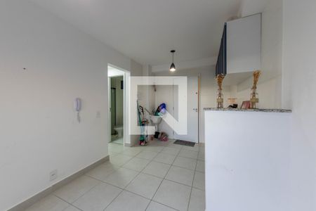 Sala de apartamento para alugar com 2 quartos, 32m² em Vila Ema, São Paulo