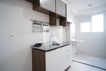 Cozinha de apartamento para alugar com 2 quartos, 42m² em Vila Penteado, São Paulo