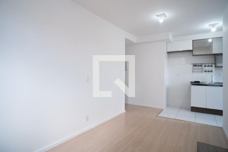 Sala de apartamento para alugar com 2 quartos, 42m² em Vila Penteado, São Paulo