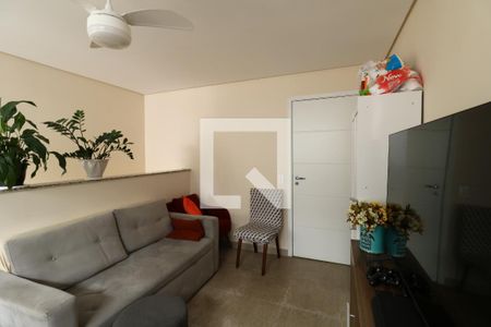 Sala e área de Serviço de apartamento à venda com 2 quartos, 74m² em Vila Pires, Santo André