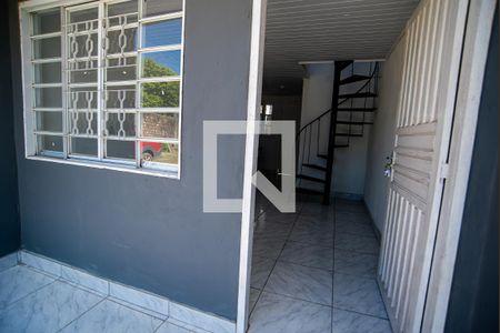 Entrada de kitnet/studio para alugar com 1 quarto, 32m² em São Lucas, Viamão