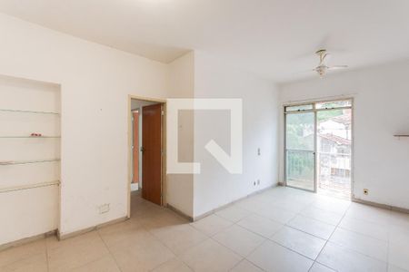 Apartamento para alugar com 75m², 2 quartos e 1 vagaSala