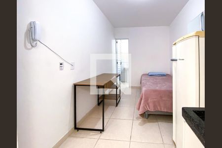 Kitnet de apartamento para alugar com 1 quarto, 17m² em Jardim Bonfiglioli, São Paulo