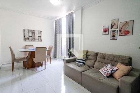 Sala de apartamento à venda com 2 quartos, 83m² em São Lourenço, Niterói