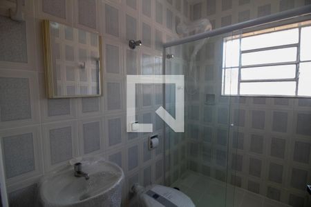 Banheiro de casa à venda com 2 quartos, 104m² em Nova Piraju, São Paulo