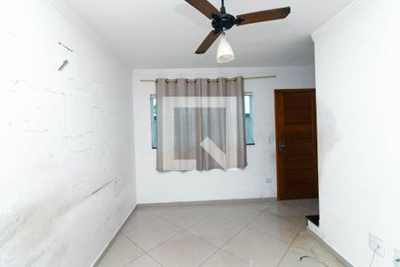 Sala de casa de condomínio para alugar com 2 quartos, 72m² em Vila Ré , São Paulo