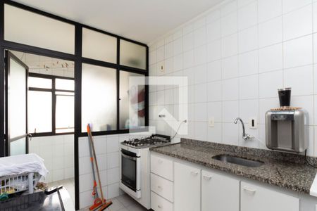 Cozinha de apartamento à venda com 2 quartos, 65m² em Vila Rosália, Guarulhos